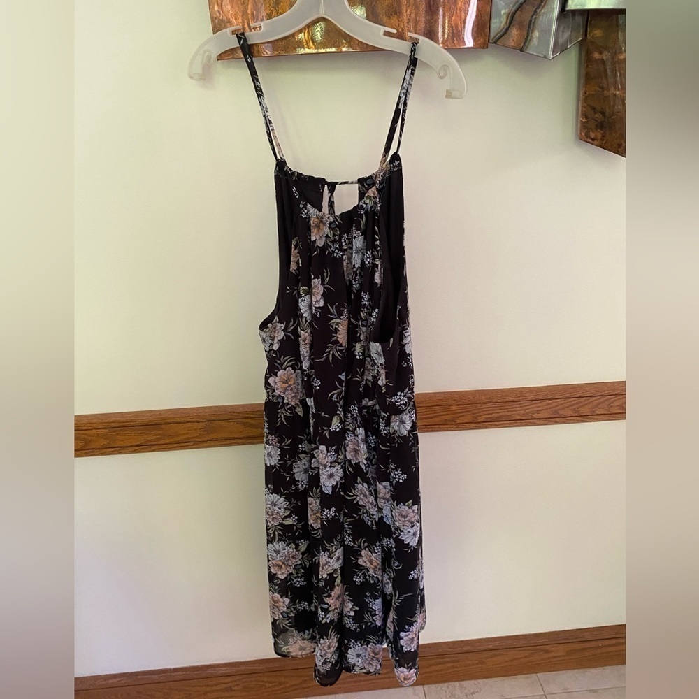 Torrid Floral Chiffon Midi Tank Dress 2 - Picture 7 of 9
